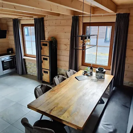 Momage Dichtbij Skiliften, Skiverhuur En Bikepark! Chalet Winterberg