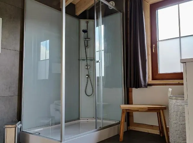 Momage Dichtbij Skiliften, Skiverhuur En Bikepark! *