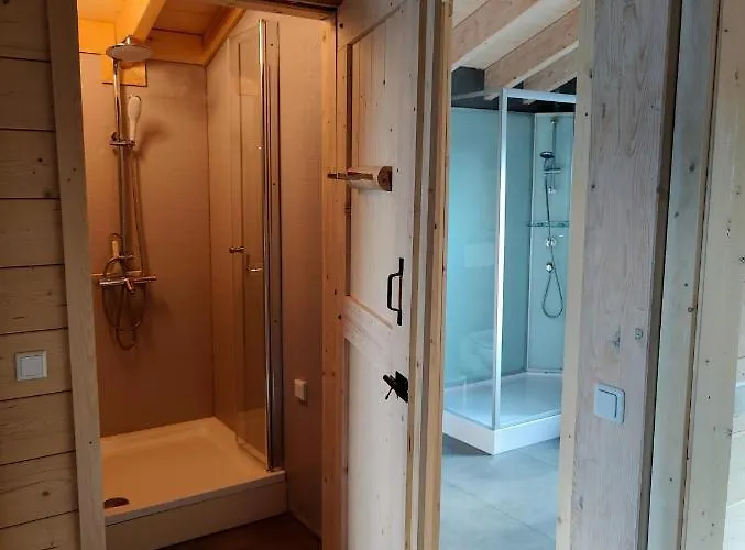 Momage Dichtbij Skiliften, Skiverhuur En Bikepark! Alpehytte