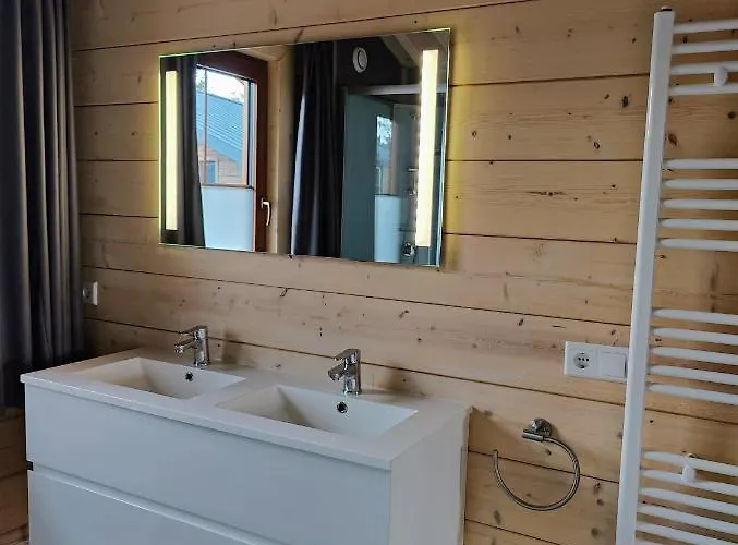 Momage Dichtbij Skiliften, Skiverhuur En Bikepark! Alpehytte *