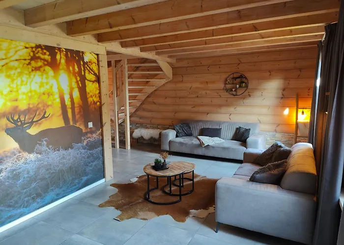 Momage Dichtbij Skiliften, Skiverhuur En Bikepark! وينتربرغ